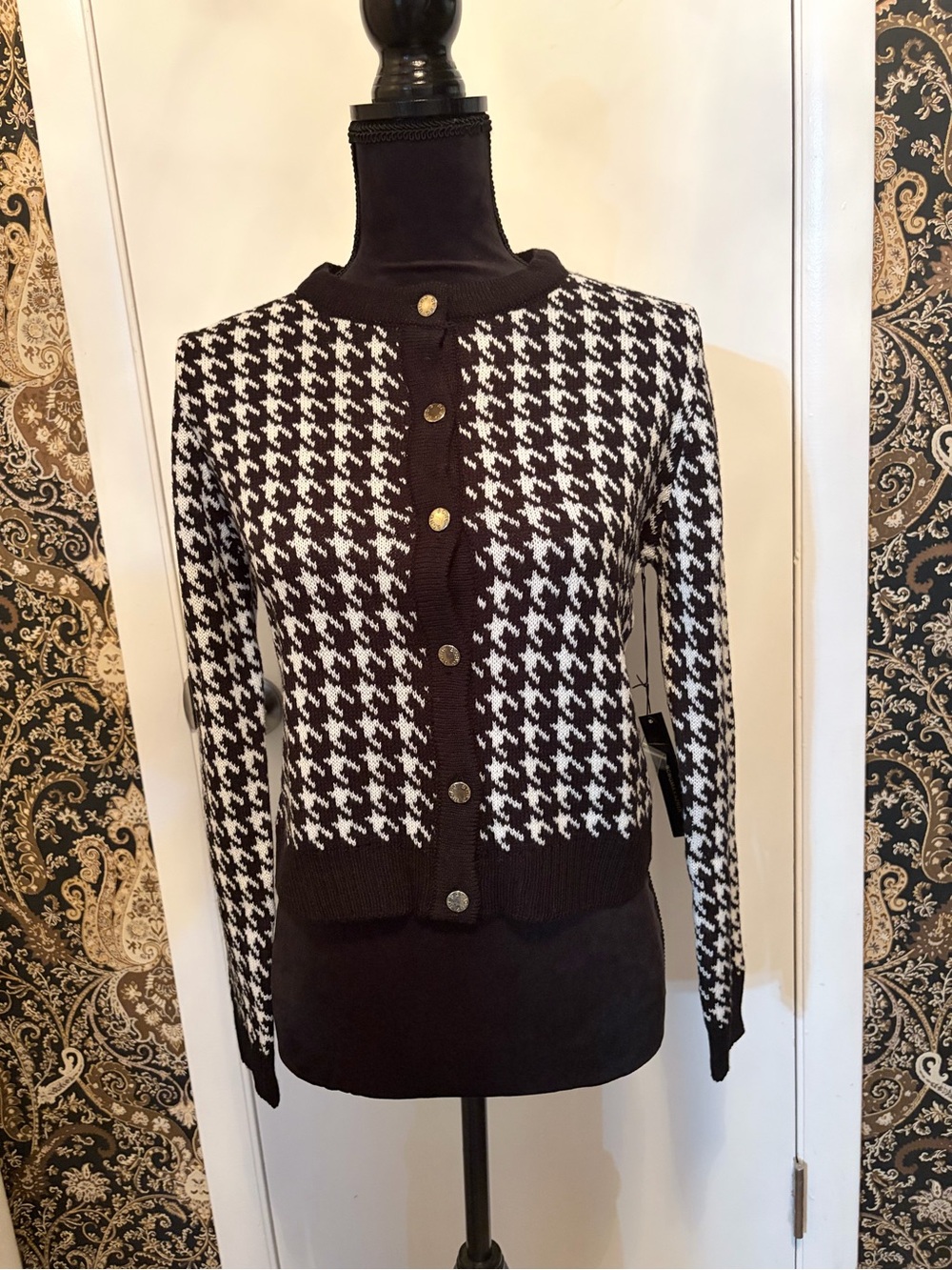 BCBG MAXAZRIA Classic Black and White Houndstooth Button Cardigan Sweater